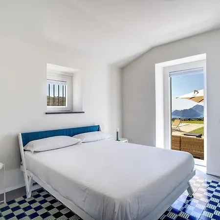 Casa Del Capitano With Heated Pool, Views And Concierge Massa Lubrense