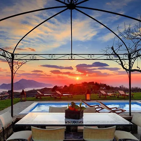 Villa Casa Del Capitano With Heated Pool, Views And Concierge Massa Lubrense